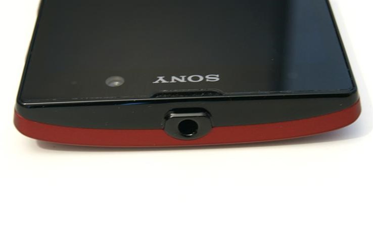 Sony Xperia Ion (11).jpg